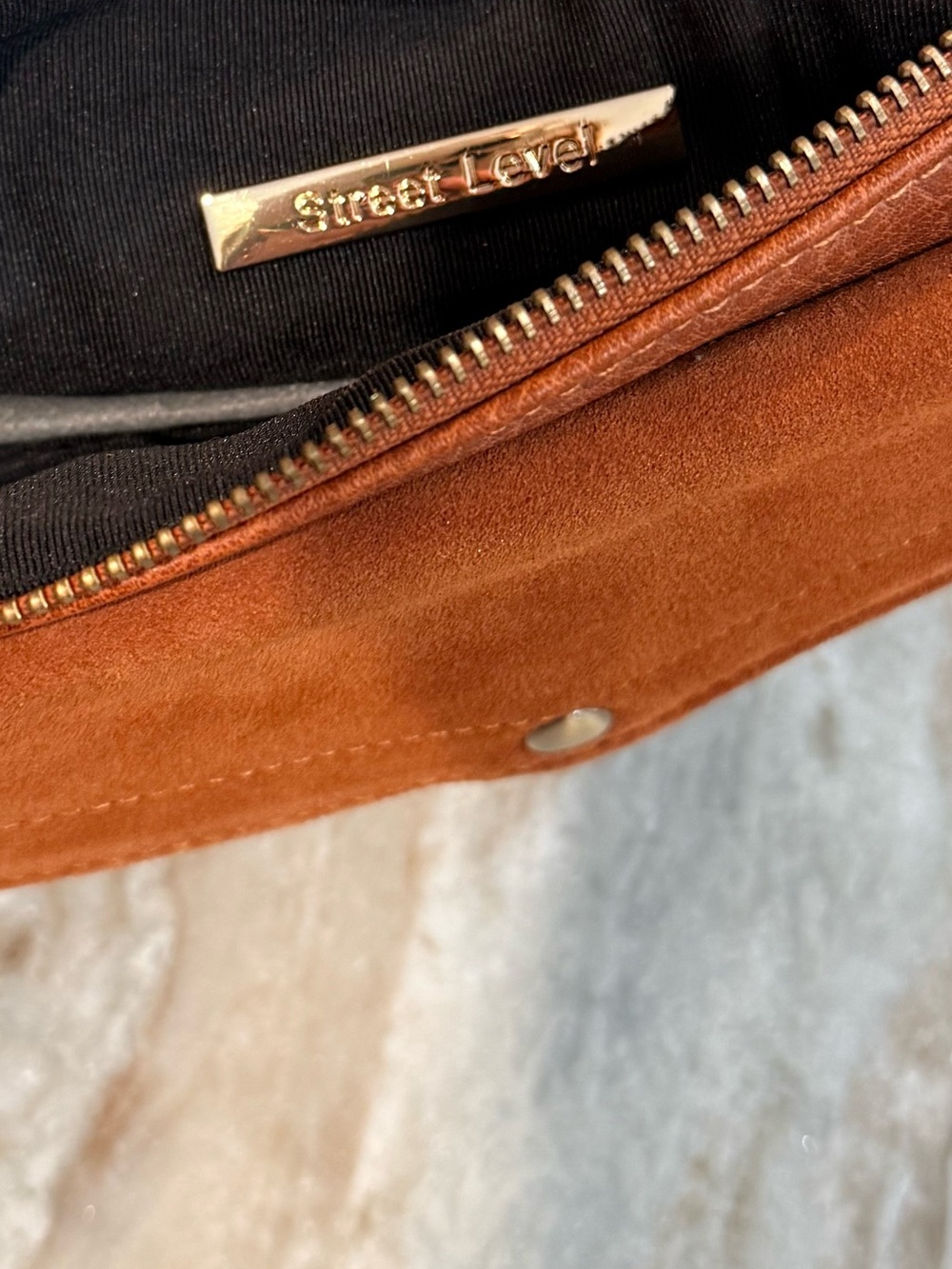 NWT STREET LEVEL Abri brown leather envelope clutch/crossbody - Picture 7 of 7